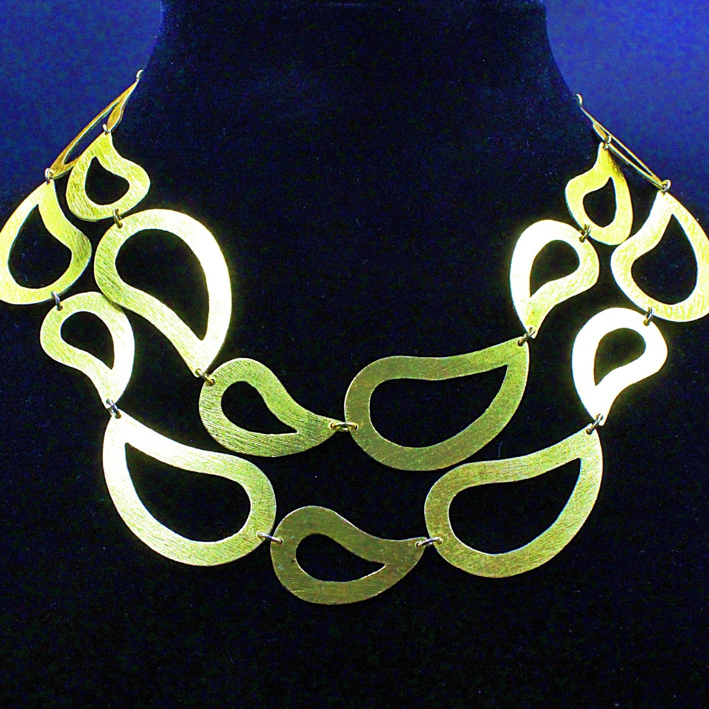 Collar GOTA bañado en oro-2