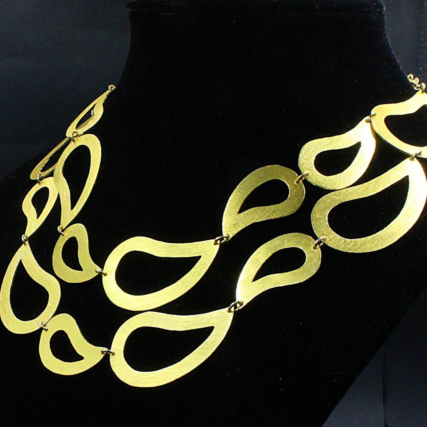 Collar GOTA bañado en oro-3
