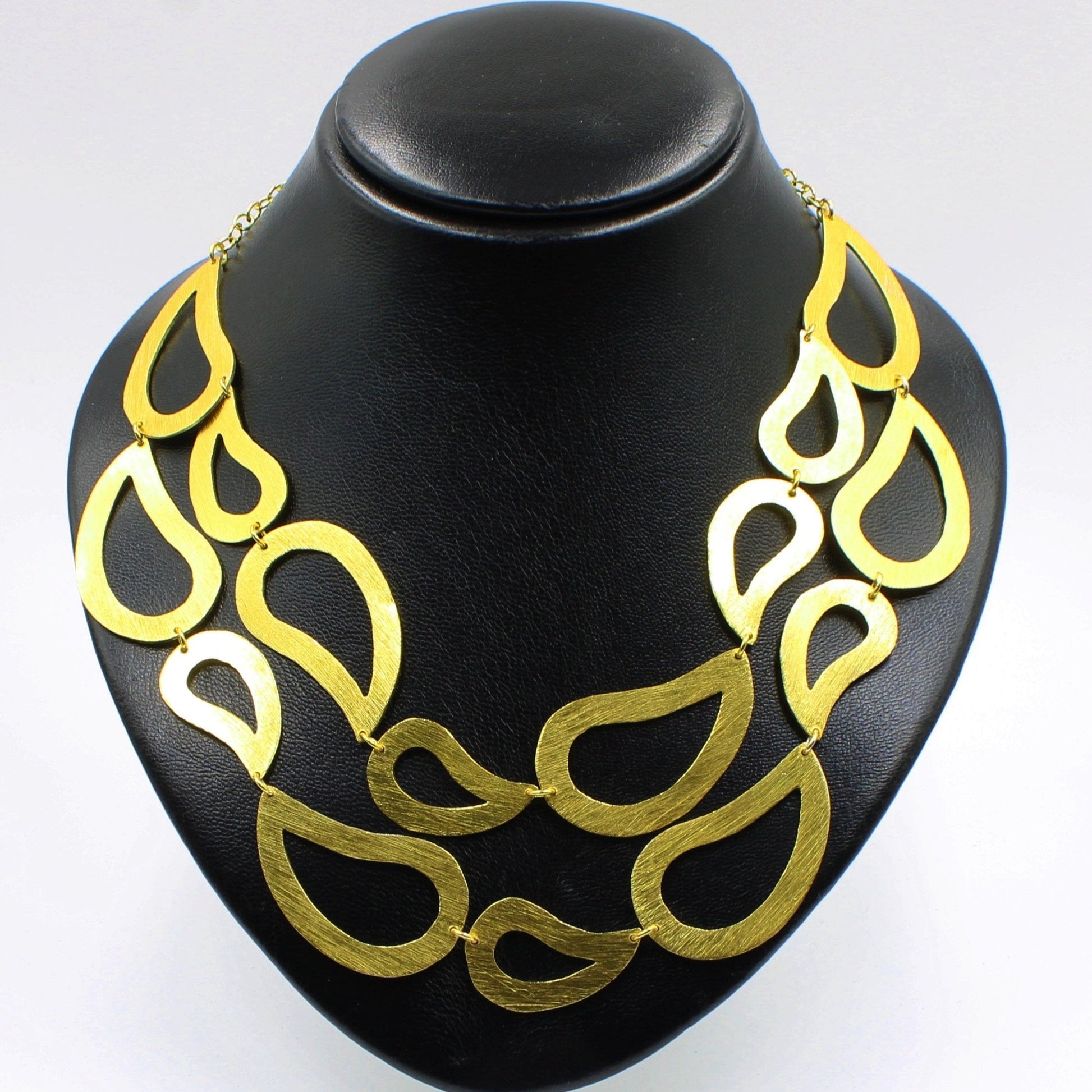 Collar GOTA bañado en oro-0